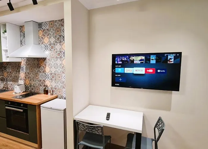 아파트 2v1 - Center 3 티라나